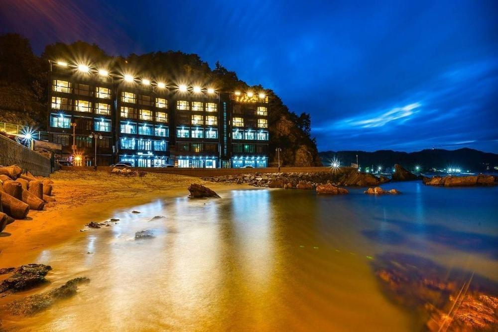 The Great Ocean Pension Gangneung Bagian luar foto